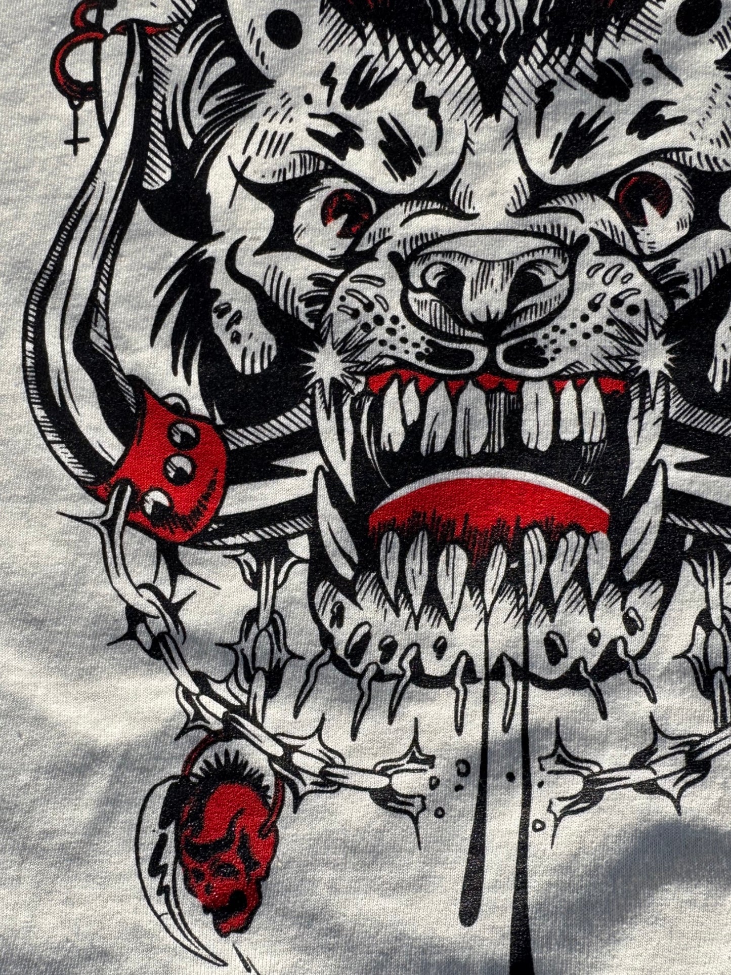 Tattoo Punks X Lorena Skunkrocker "Snaggle Rocker" Teeits a